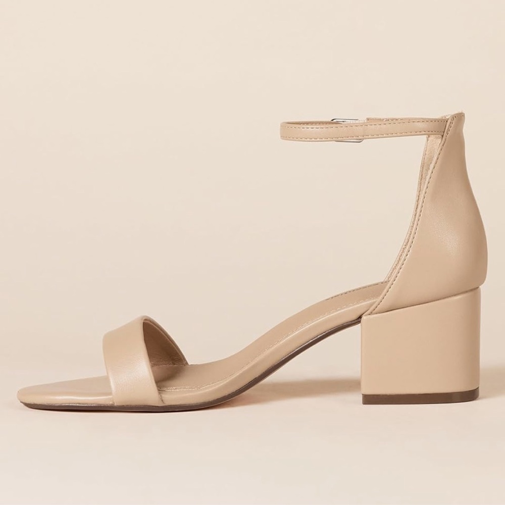 Amazon Essentials Tan Heels - Picture 3 of 3